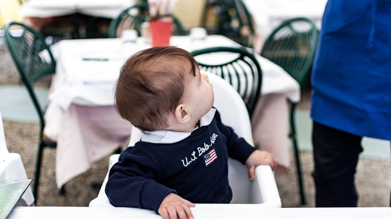 手作り離乳食をホテルで安心してあげるコツ｜持参方法・温め方・準備のポイントをやさしく解説